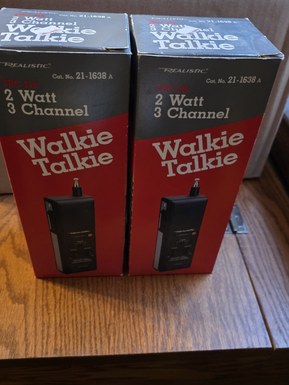 Realistic TRC-218 2 Watt 3-Channel Walkie Talkie - Black